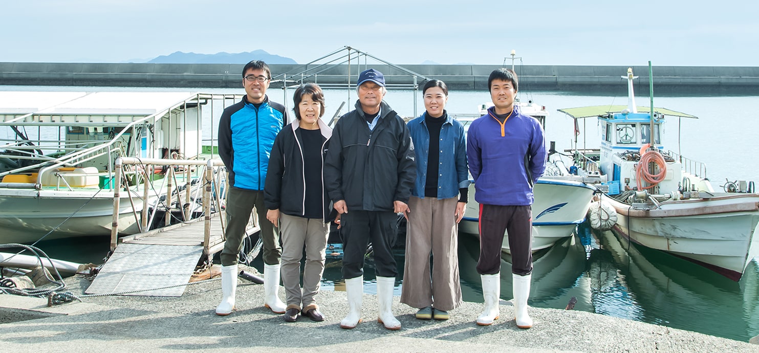 マルコ水産 スタッフ集合写真